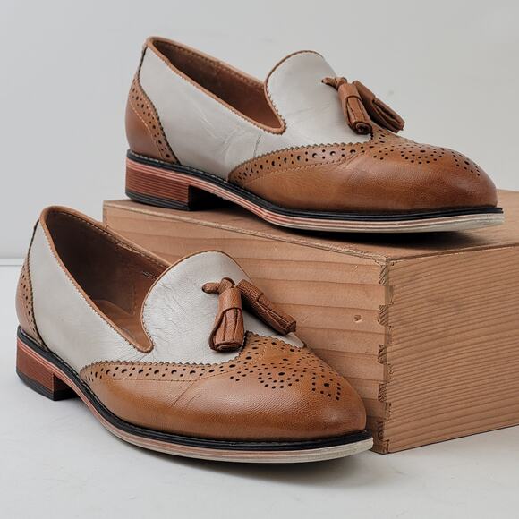 Mona Flying Wingtip Tassel Leather Loafer Women's Sz US 7.5/EU 38 - Picture 1 of 12